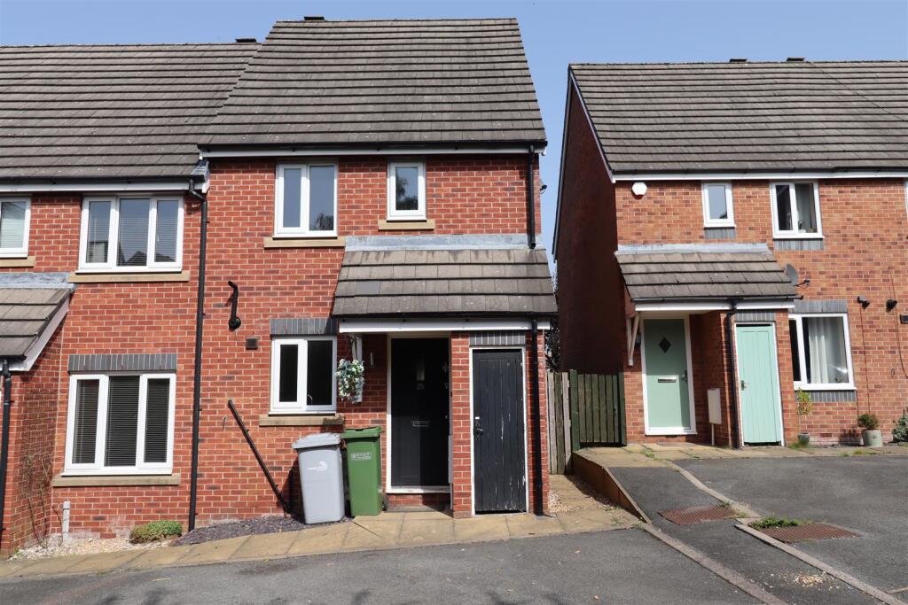 2 bed Semi Detached for rent in Langley. From Holden & Prescott - Macclesfield 2 bed Semi Detached for rent in Langley. From Holden & Prescott - Macclesfield