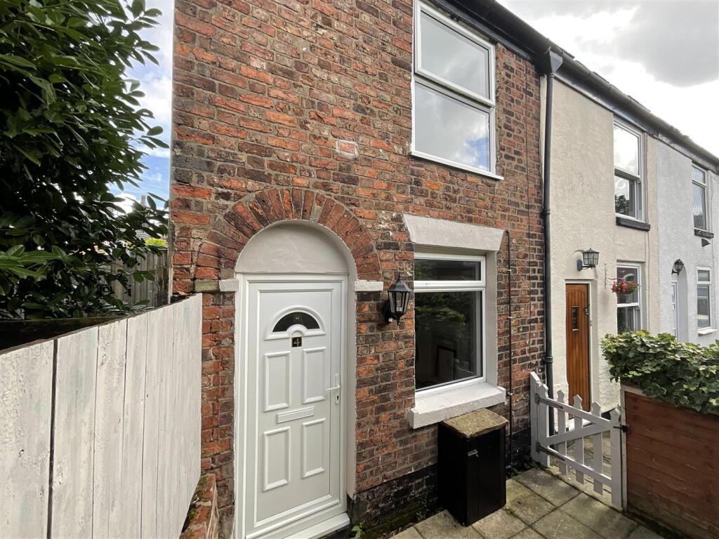 2 bed Mid Terraced House for rent in Macclesfield. From Holden & Prescott - Macclesfield 2 bed Mid Terraced House for rent in Macclesfield. From Holden & Prescott - Macclesfield