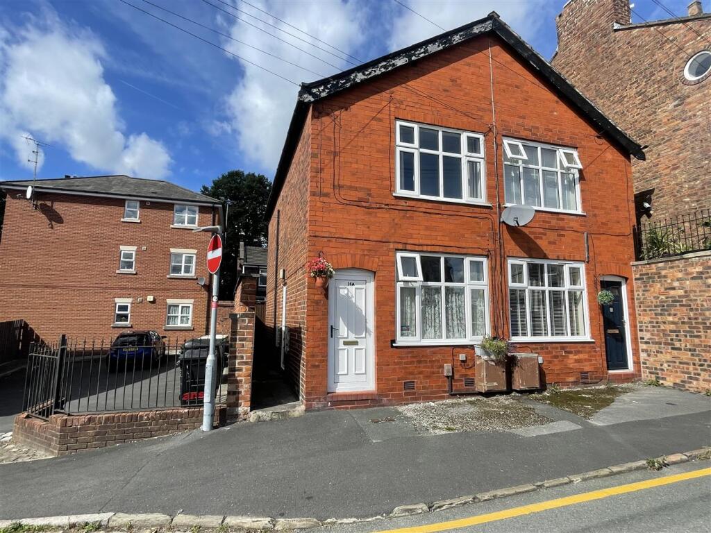1 bed 1st Floor Flat for rent in Sutton Lane Ends. From Holden & Prescott - Macclesfield 1 bed 1st Floor Flat for rent in Sutton Lane Ends. From Holden & Prescott - Macclesfield