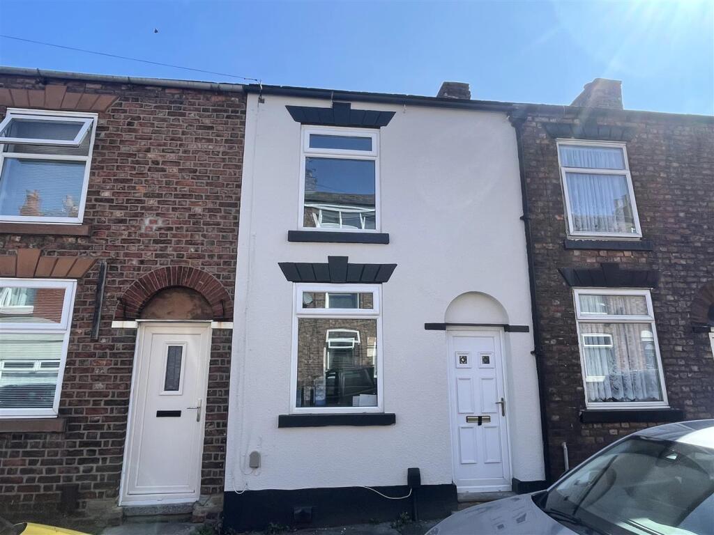 2 bed Mid Terraced House for rent in Macclesfield. From Holden & Prescott - Macclesfield 2 bed Mid Terraced House for rent in Macclesfield. From Holden & Prescott - Macclesfield