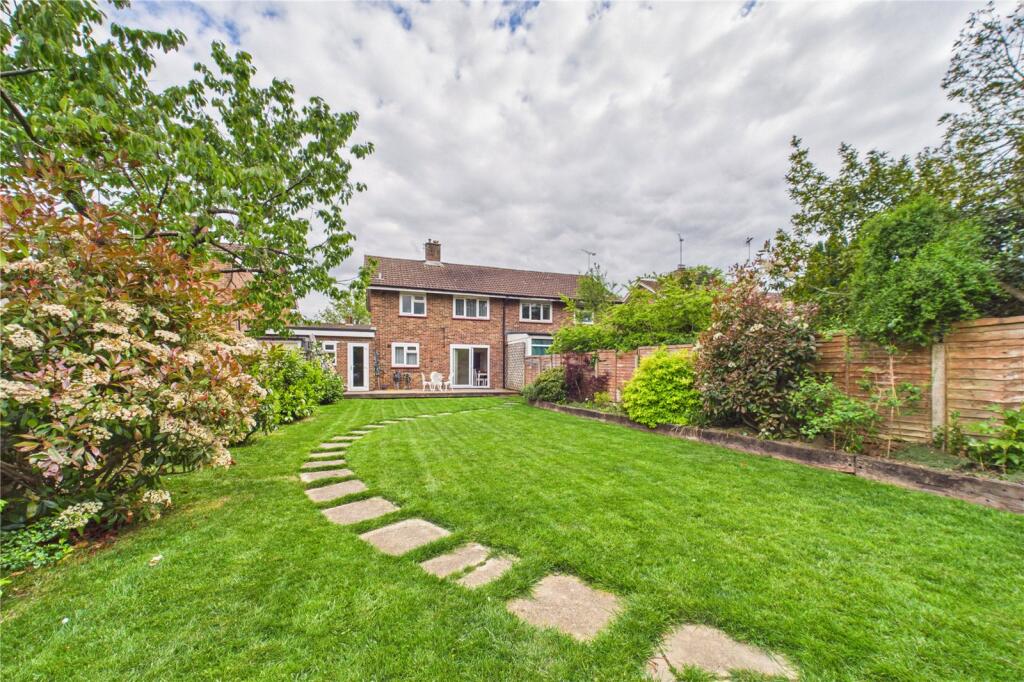 3 bed Semi Detached for rent in Ifieldwood. From Greenaway Residential Estate Agents & Lettings Agents - Crawley 3 bed Semi Detached for rent in Ifieldwood. From Greenaway Residential Estate Agents & Lettings Agents - Crawley
