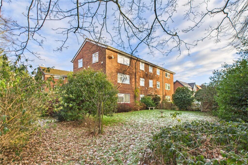 2 bed Apartment for rent in Horley. From Greenaway Residential Estate Agents & Lettings Agents - Crawley