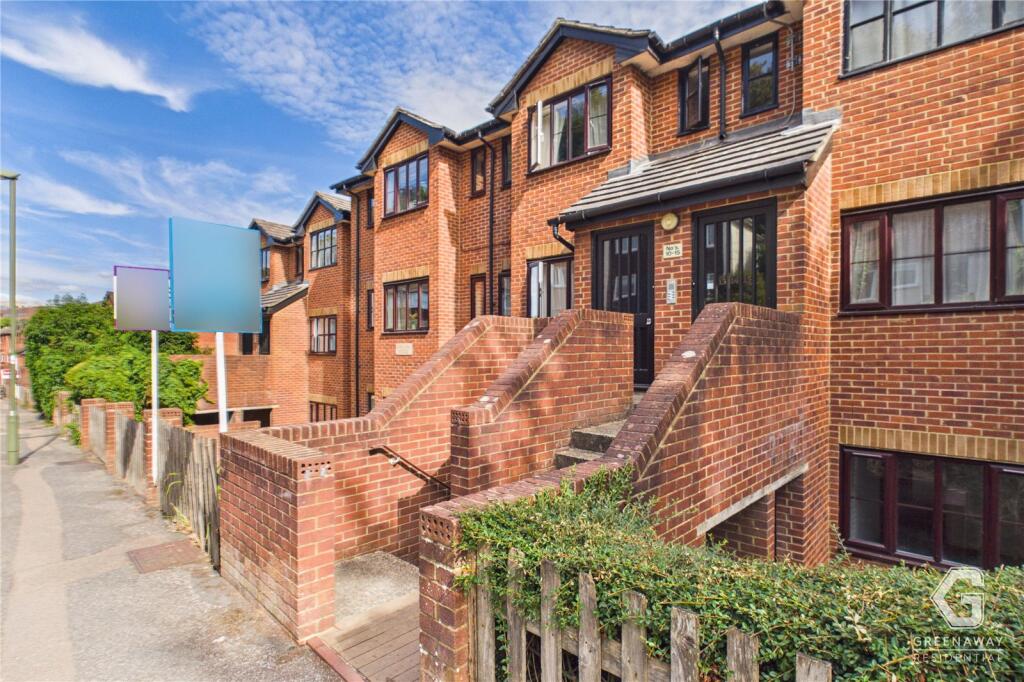 1 bed Apartment for rent in Redhill. From Greenaway Residential Estate Agents & Lettings Agents - Crawley