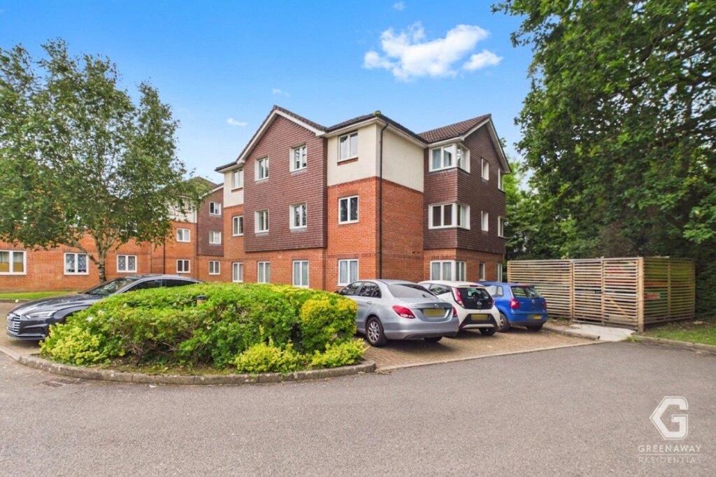 2 bed House (unspecified) for rent in Crawley. From Greenaway Residential Estate Agents & Lettings Agents - Crawley 2 bed House (unspecified) for rent in Crawley. From Greenaway Residential Estate Agents & Lettings Agents - Crawley