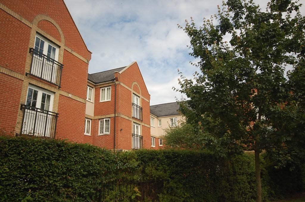2 bed 1st Floor Flat for rent in Halstead. From Haylock Investment Management Services - Halstead