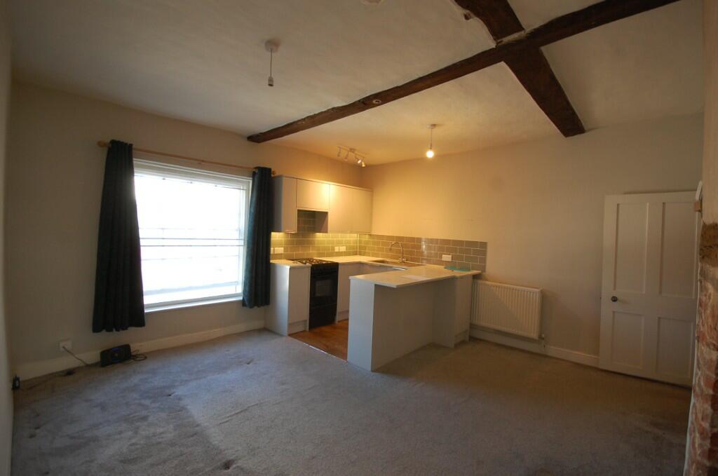 1 bed 1st Floor Flat for rent in Halstead. From Haylock Investment Management Services - Halstead