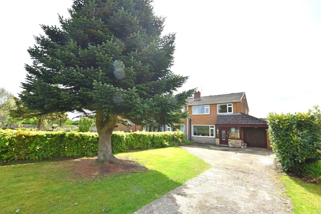 3 bed Detached House for rent in Scarborough. From CPH Property Services