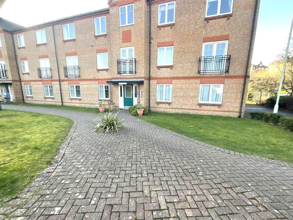 2 bed Not Specified for rent in Irton. From CPH Property Services - Scarborough