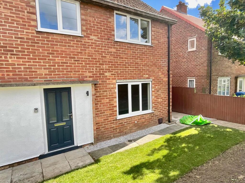 3 bed Detached for rent in Lebberston. From CPH Property Services - Scarborough
