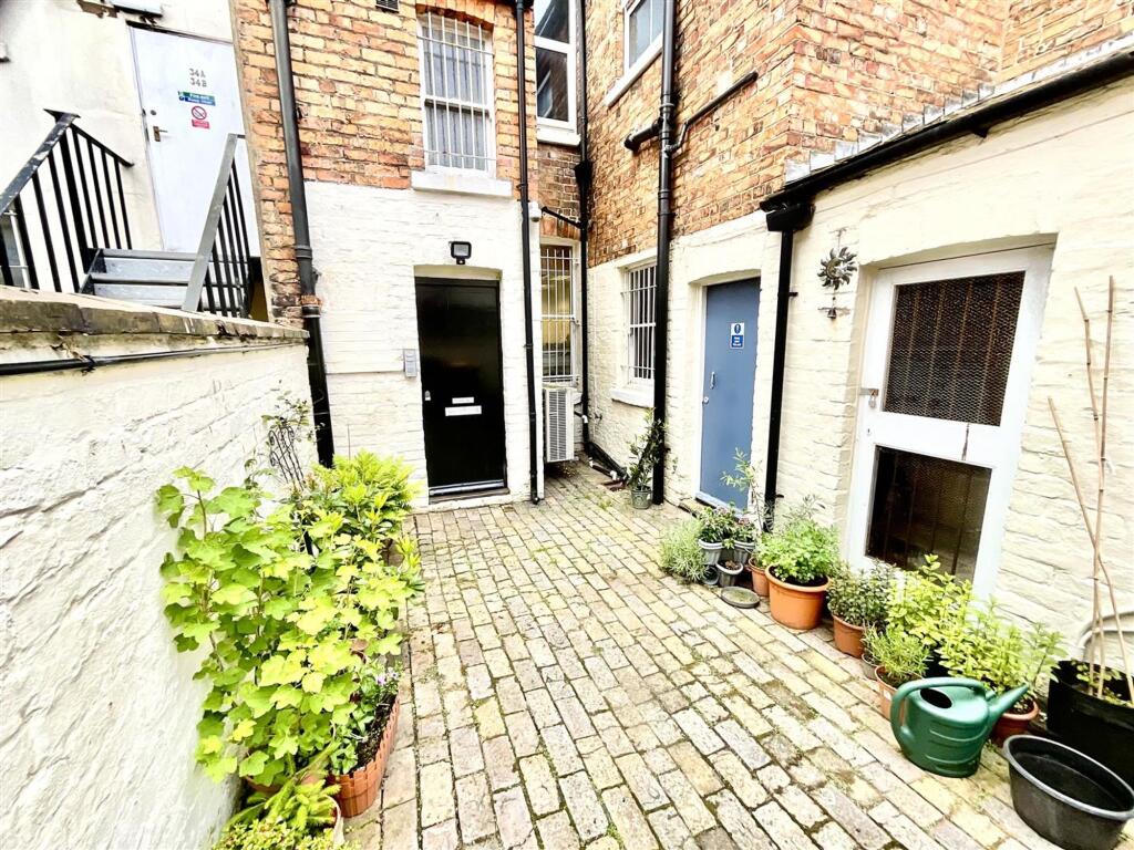 1 bed House (unspecified) for rent in Scarborough. From CPH Property Services - Scarborough 1 bed House (unspecified) for rent in Scarborough. From CPH Property Services - Scarborough