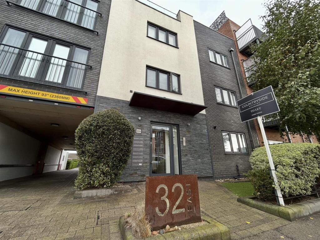 2 bed 1st Floor Flat for rent in Hadleigh. From Countryside Estates - Countryside Estates