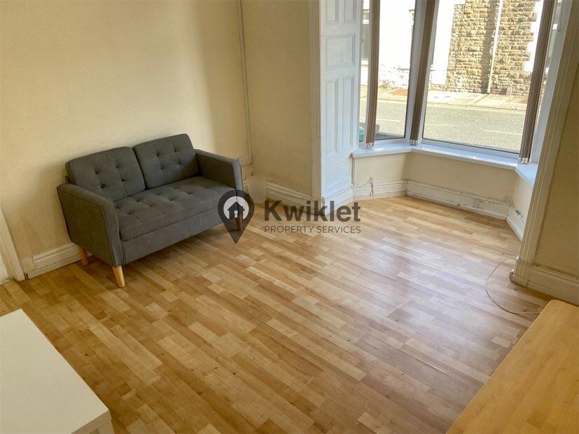 5 bed Mid Terraced House for rent in Pontypridd. From Kwiklet Property Services - Treforest