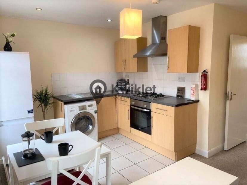 1 bed 1st Floor Flat for rent in Pontypridd. From Kwiklet Property Services - Treforest