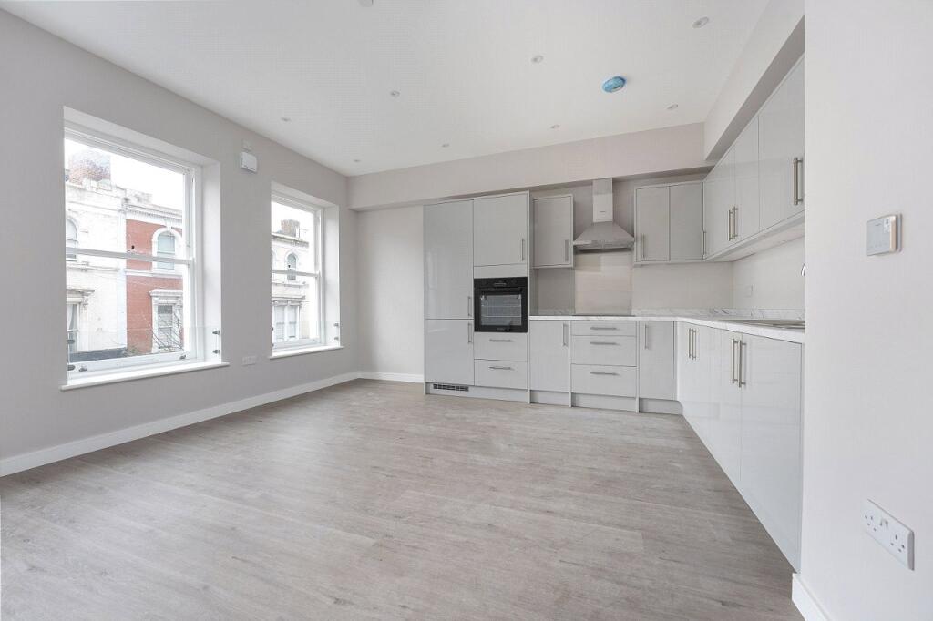 1 bed Apartment for rent in Carshalton. From Burn and Warne