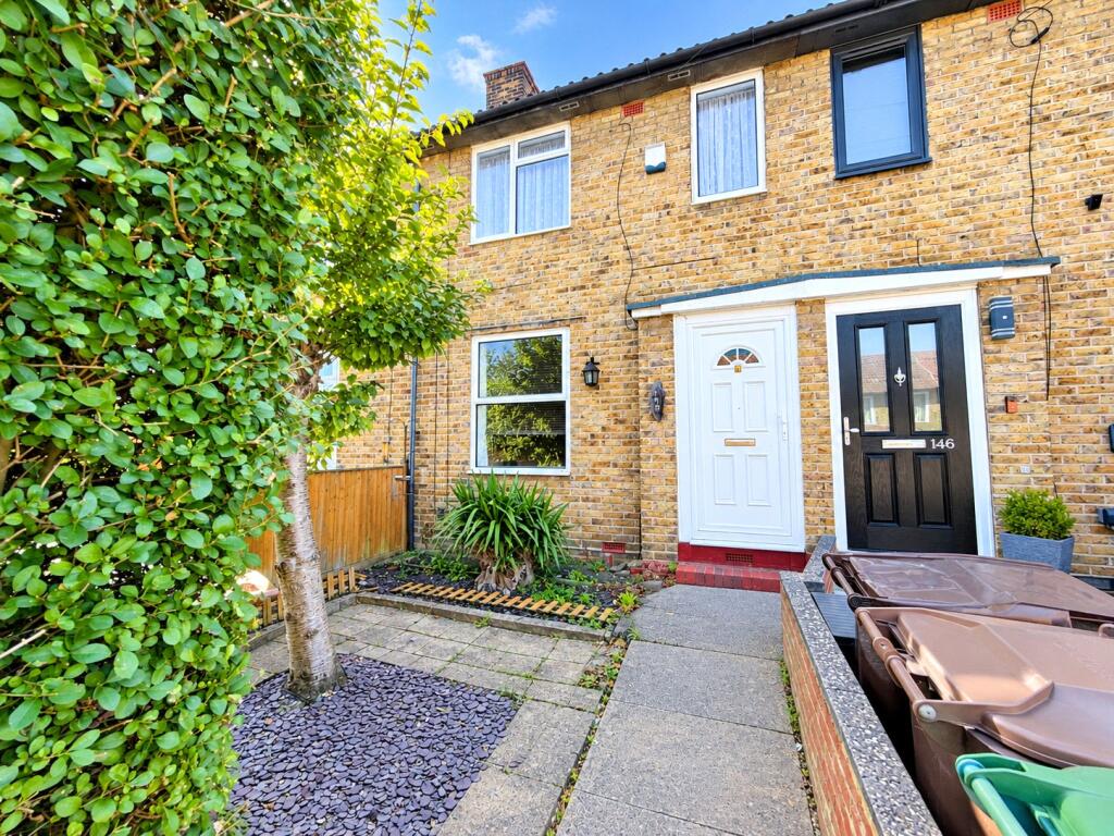 2 bed Detached for rent in Carshalton. From Burn and Warne 2 bed Detached for rent in Carshalton. From Burn and Warne