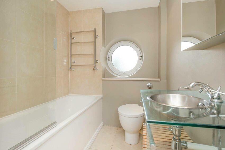 3 bed Flat for rent in Hampstead. From Braithwait