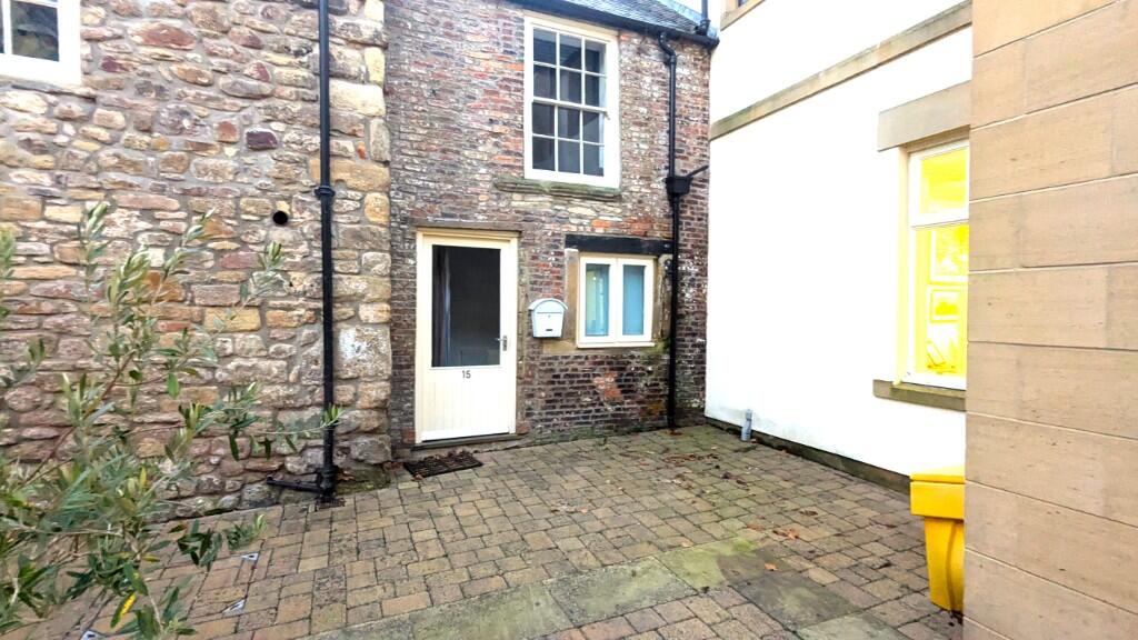 2 bed 1st Floor Flat for rent in Hexham. From Collis Edison LLP - Newcastle Upon Tyne