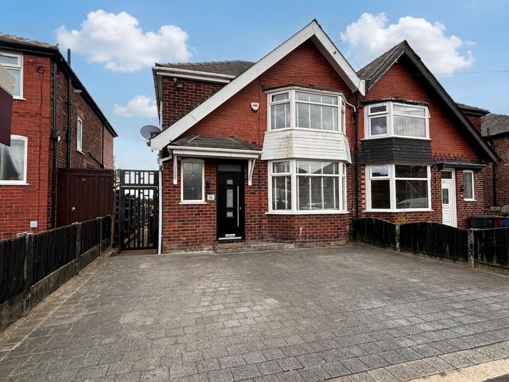 3 bed Semi Detached for rent in Salford. From Briscombe - Worsley 3 bed Semi Detached for rent in Salford. From Briscombe - Worsley