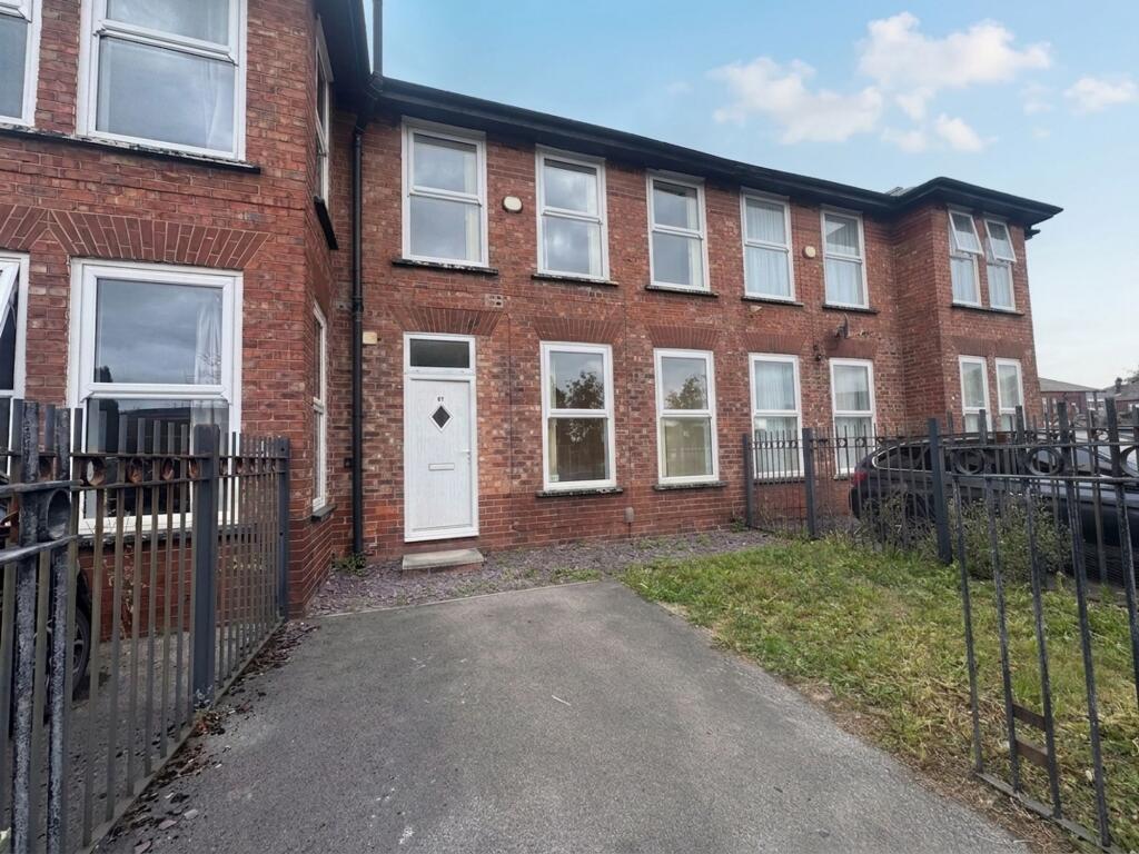 2 bed Mid Terraced House for rent in Worsley. From Briscombe - Worsley