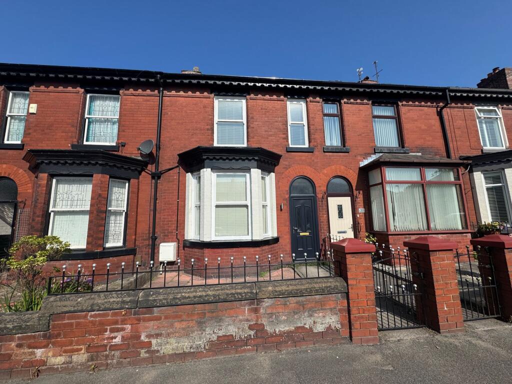 2 bed Mid Terraced House for rent in Walkden. From Briscombe - Worsley