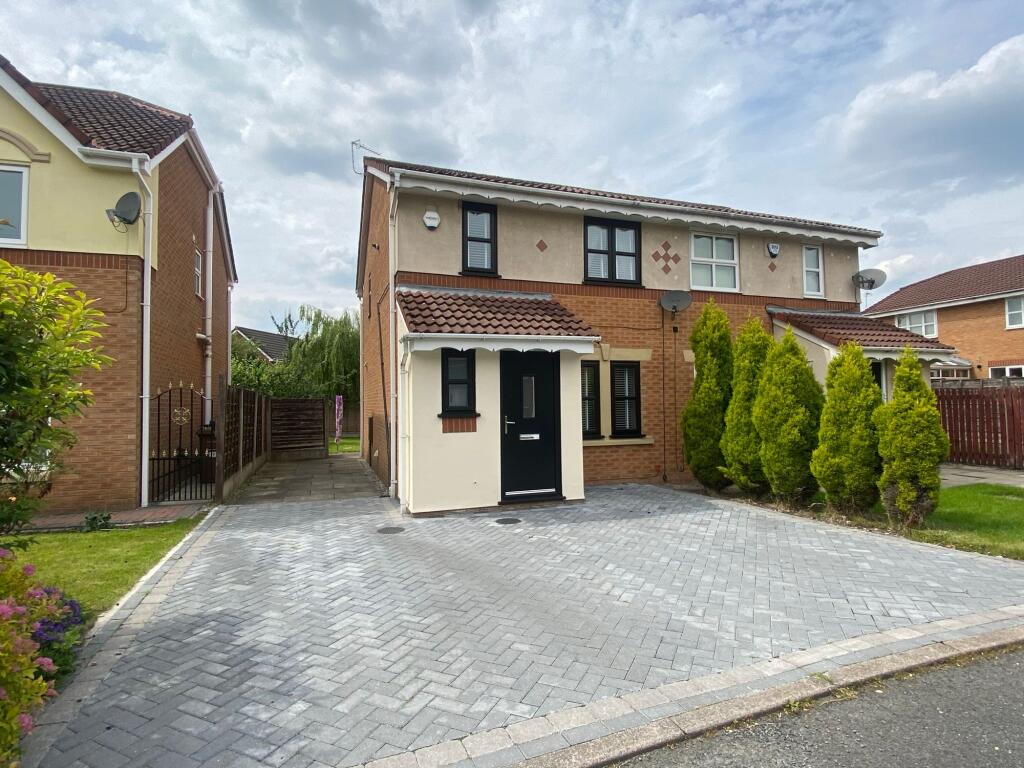 3 bed Semi Detached for rent in Worsley. From Briscombe - Worsley 3 bed Semi Detached for rent in Worsley. From Briscombe - Worsley