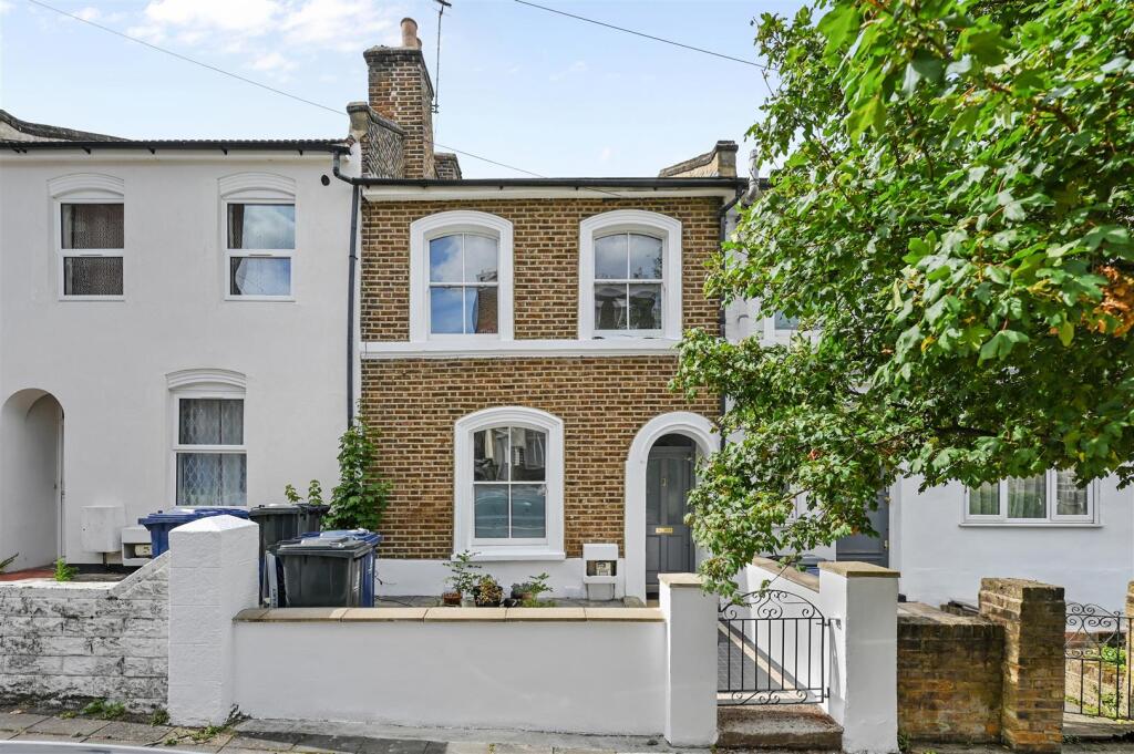 2 bed Detached for rent in London. From Aston Rowe - Acton