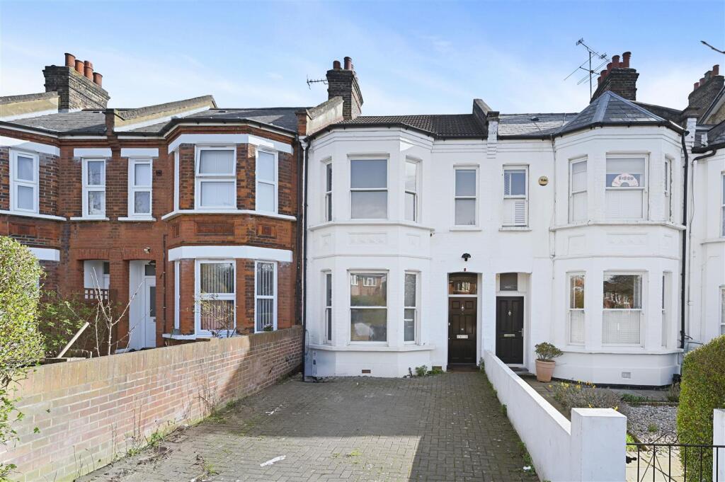 5 bed Mid Terraced House for rent in London. From Aston Rowe - Acton 5 bed Mid Terraced House for rent in London. From Aston Rowe - Acton