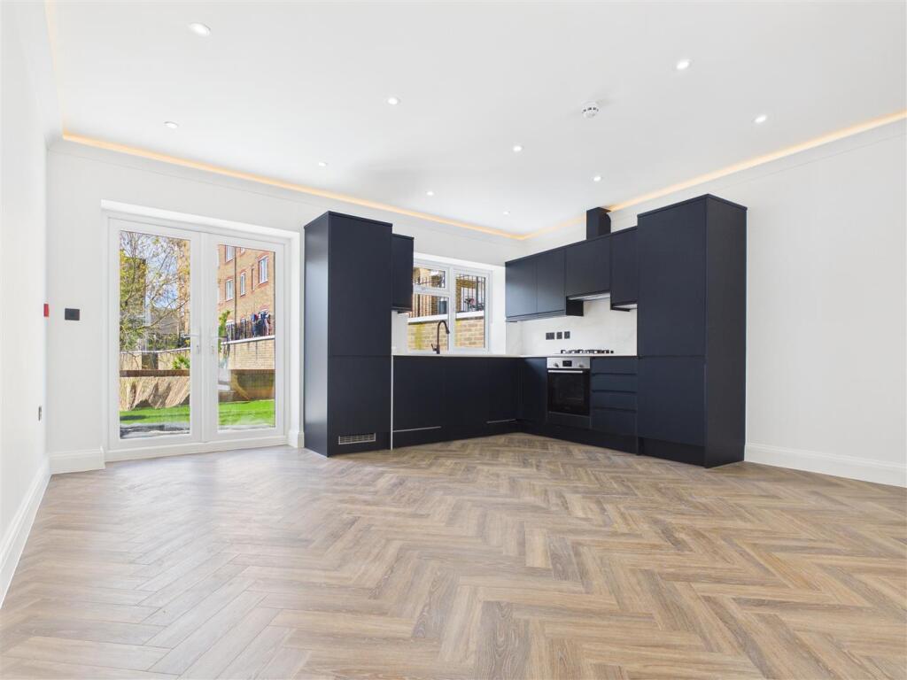 2 bed 1st Floor Flat for rent in Acton. From Aston Rowe - Acton