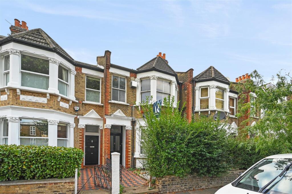 2 bed 1st Floor Flat for rent in Acton. From Aston Rowe - Acton