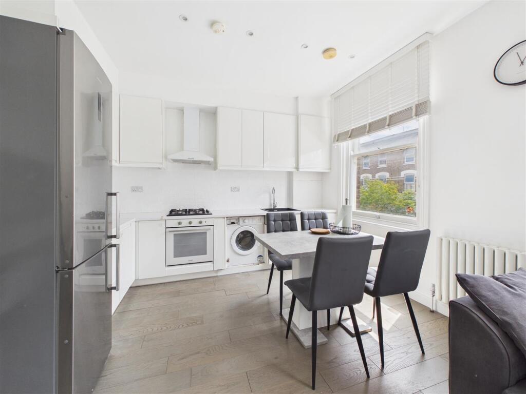 2 bed 1st Floor Flat for rent in Acton. From Aston Rowe - Acton 2 bed 1st Floor Flat for rent in Acton. From Aston Rowe - Acton