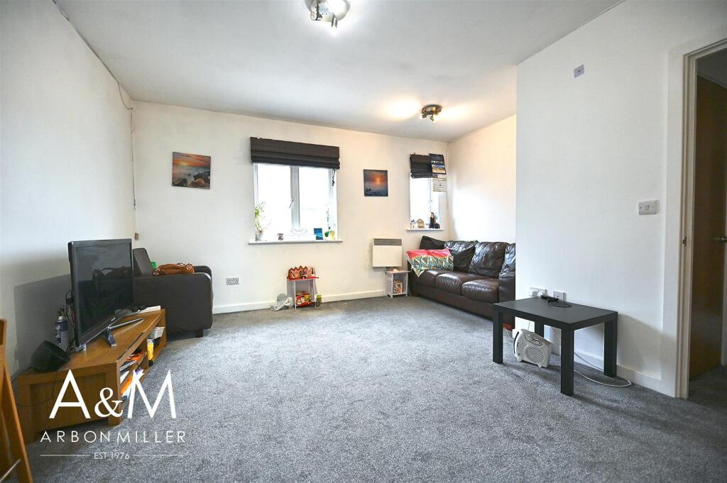 2 bed 1st Floor Flat for rent in Ilford. From Arbon & Miller - Barkingside