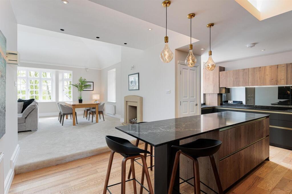 2 bed Duplex for rent in Great Warford. From Andrew J Nowell - Alderley Edge 2 bed Duplex for rent in Great Warford. From Andrew J Nowell - Alderley Edge