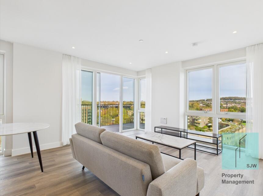 3 bed 1st Floor Flat for rent in Greenwich. From John Payne - Blackheath Village Office