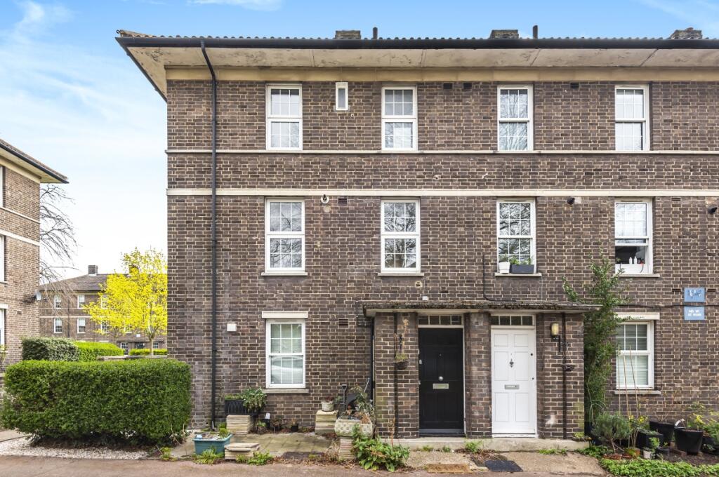 3 bed Annexe for rent in Greenwich. From John Payne - Blackheath Village Office