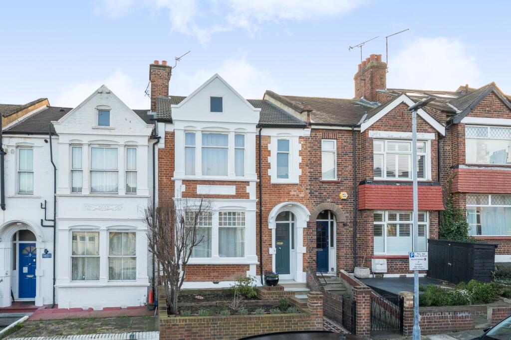 3 bed Mid Terraced House for rent in Greenwich. From John Payne - Blackheath Standard 3 bed Mid Terraced House for rent in Greenwich. From John Payne - Blackheath Standard