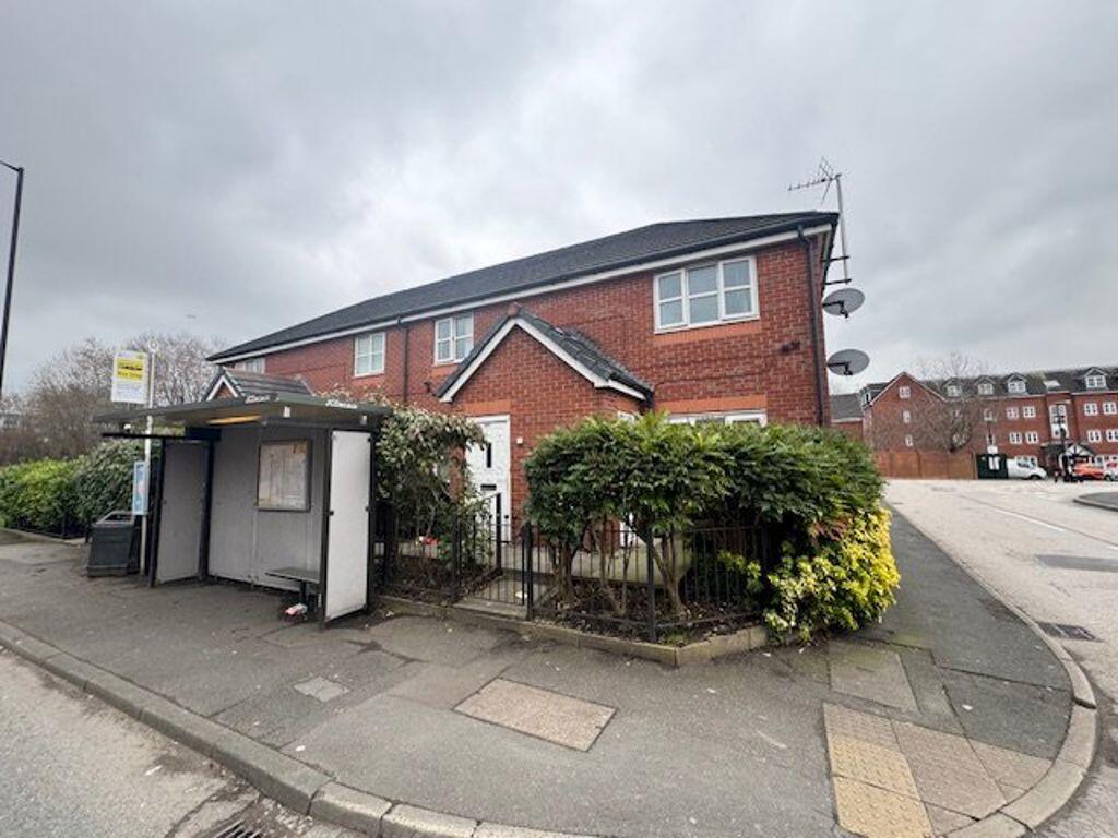 2 bed 1st Floor Flat for rent in Abram. From Borron Shaw - Wigan