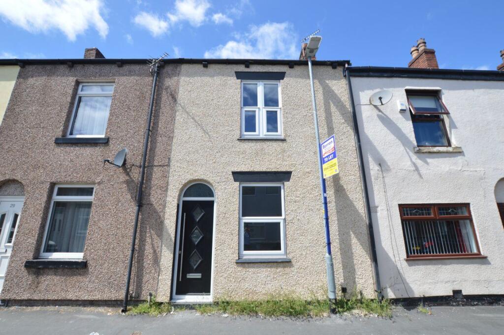 3 bed Mid Terraced House for rent in Longshaw. From Borron Shaw - Wigan