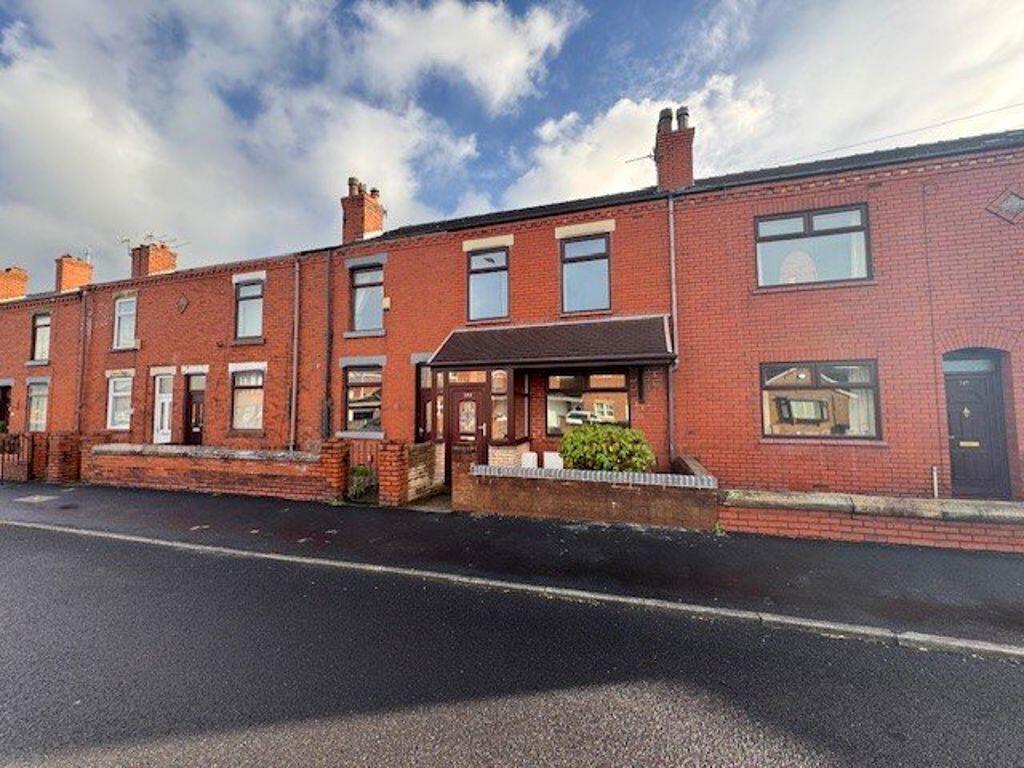 3 bed Mid Terraced House for rent in Bickershaw. From Borron Shaw - Wigan