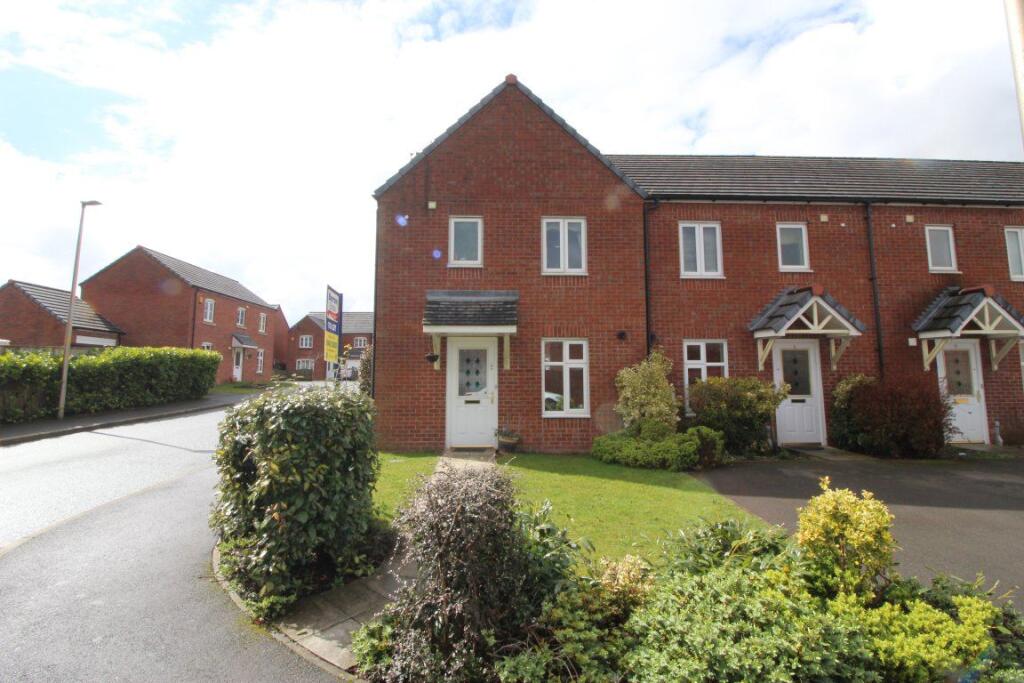 3 bed Town House for rent in Ince-in-Makerfield. From Borron Shaw - Wigan