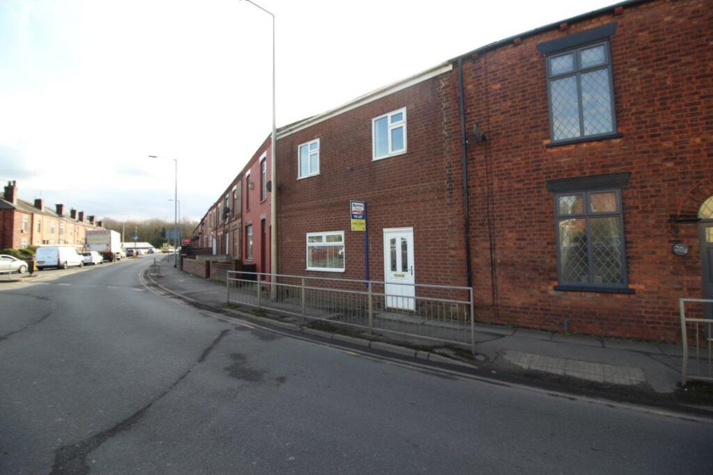3 bed Mid Terraced House for rent in Ince-in-Makerfield. From Borron Shaw - Wigan