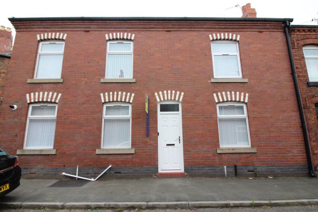 3 bed Mid Terraced House for rent in Crooke. From Borron Shaw - Wigan