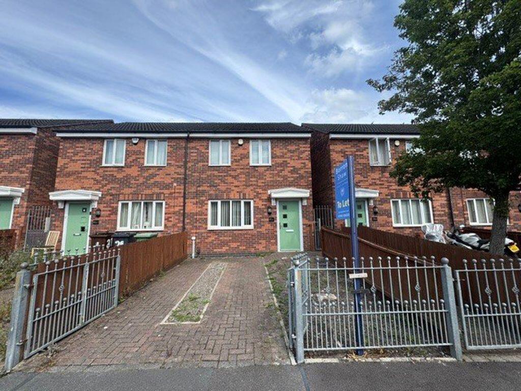 3 bed Town House for rent in Wigan. From Borron Shaw - Wigan