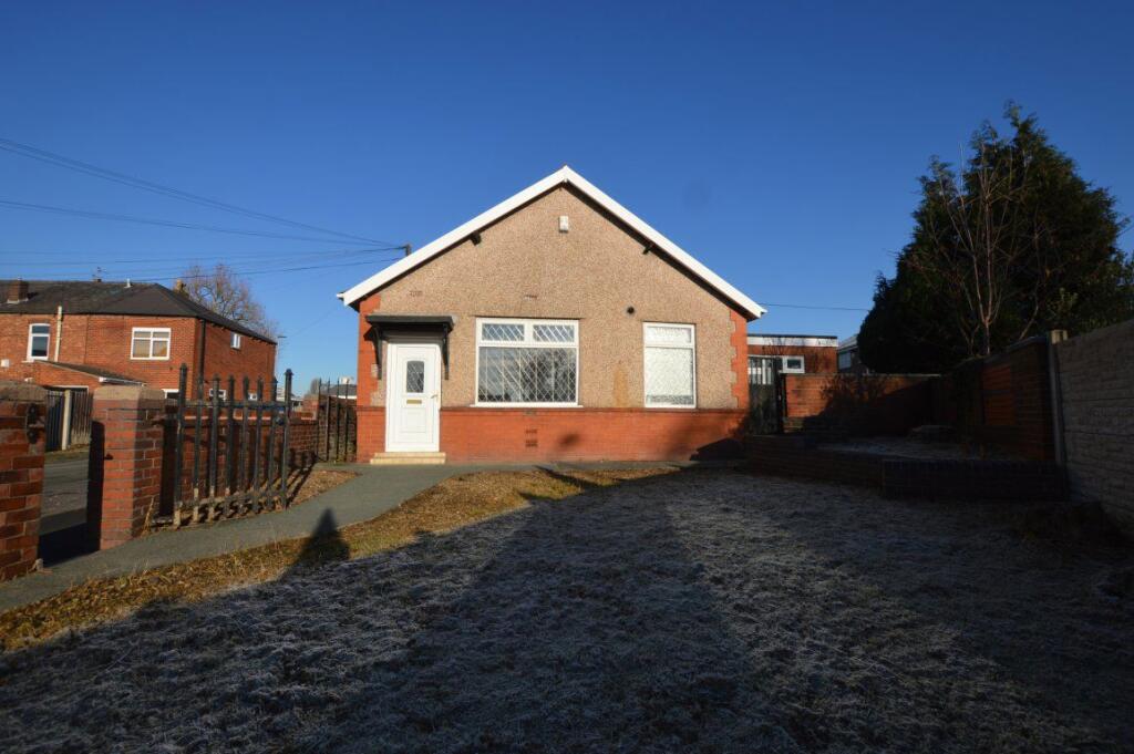 3 bed Bungalow for rent in Wigan. From Borron Shaw - Wigan