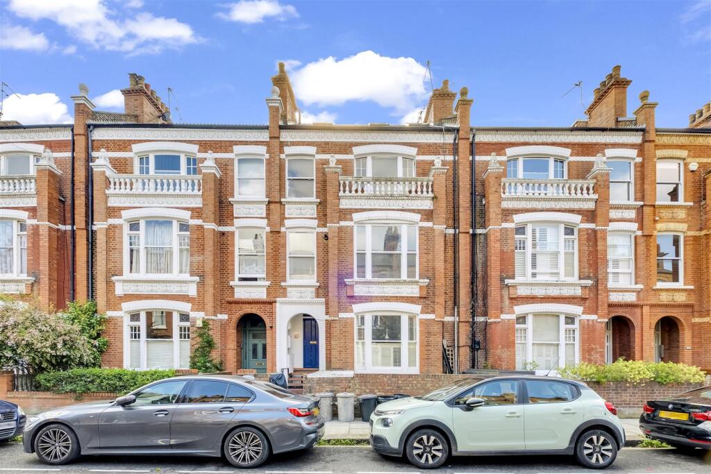 1 bed 1st Floor Flat for rent in Fulham. From Brik - London