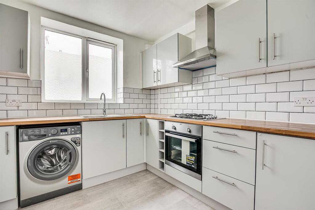 2 bed 1st Floor Flat for rent in Fulham. From Brik - London