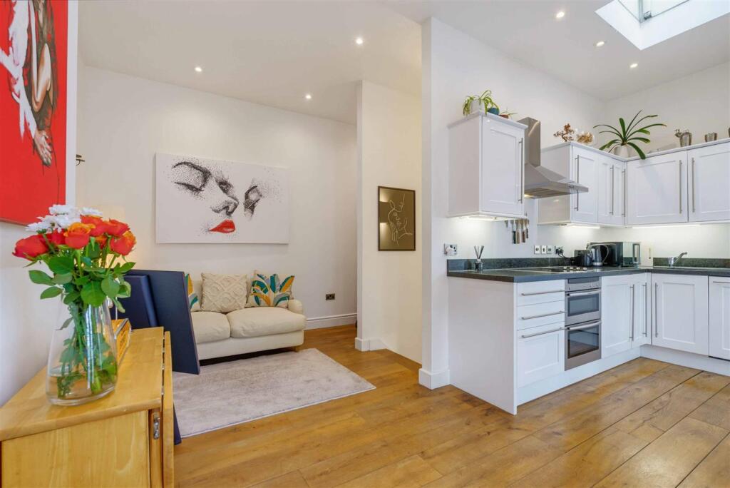 1 bed 1st Floor Flat for rent in London. From Brik - London