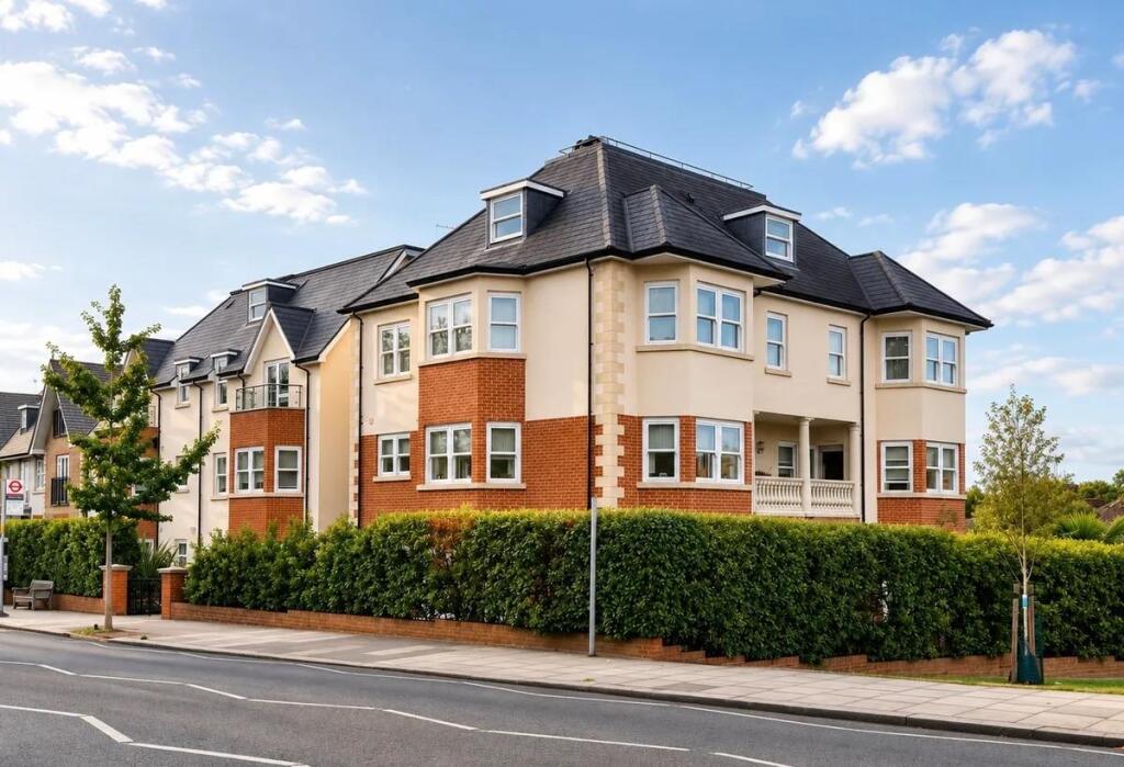 3 bed 1st Floor Flat for rent in Finchley. From Real Estates - Woodside Park 3 bed 1st Floor Flat for rent in Finchley. From Real Estates - Woodside Park