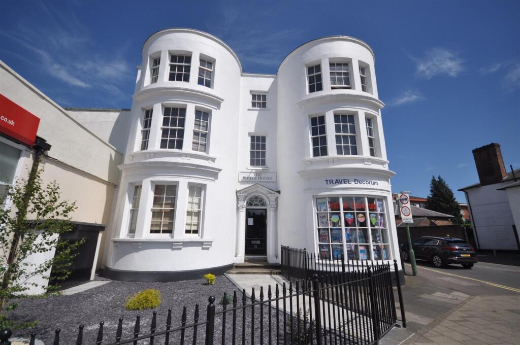 0 bed Studio for rent in Hemel Hempstead. From Harry Charles Estate Agents - Watford