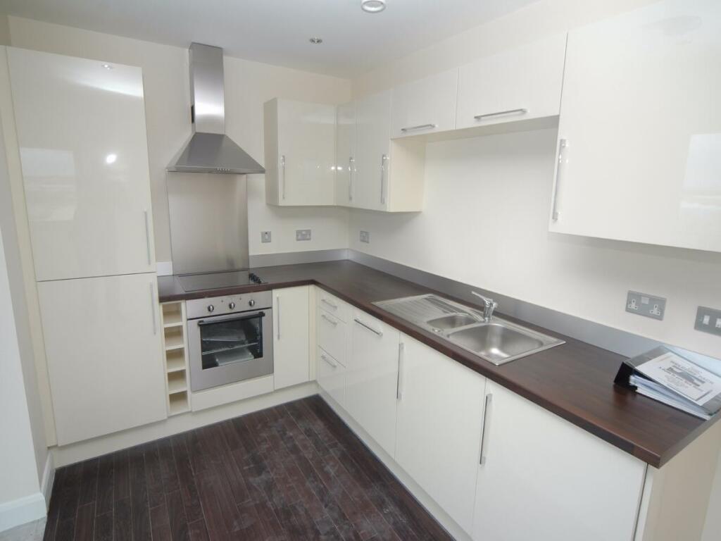 2 bed Apartment for rent in Sunderland. From Hackett Property - Sunderland