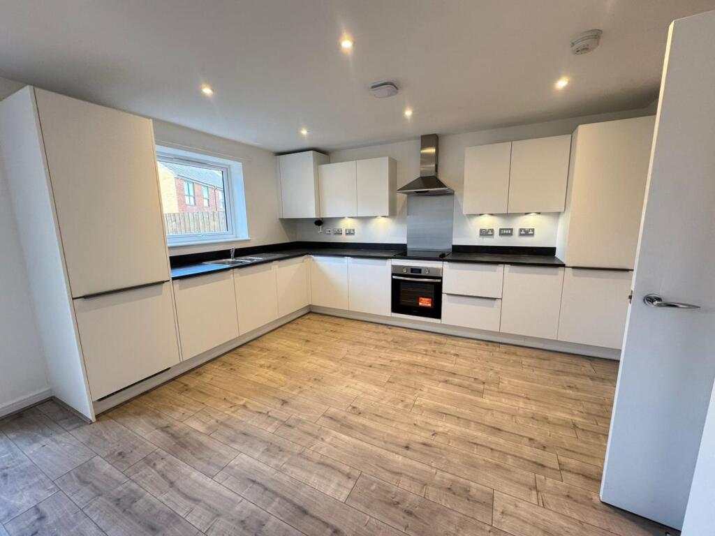4 bed Mid Terraced House for rent in . From Hackett Property - Sunderland
